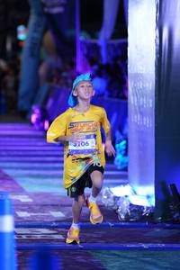 BIB: 3206
                            <button type="button" onclick="openModal(26223102)" class="btn btn-primary btn-sm float-right btn-popup" data-toggle="modal" data-target=".modal-high-quality">
                        <i class="fas fa-shopping-cart"></i> Add to Cart
                    </button>
                                            <button type="button" onclick="isThisMe(26223102, true)" class="btn btn-success btn-sm float-right btn-popup btn-isme hidden" data-toggle="tooltip" data-placement="bottom" title="นี่คือรูปของคุณใช่ไหม คลิกที่นี่เพื่อเอาเข้าอัลบั้ม">
                        <i class="fas fa-plus"></i> Add to album
                    </button>
                    <button type="button" onclick="isThisMe(26223102, false)" class="btn btn-warning btn-sm float-right btn-popup btn-isnotme hidden">
                        <i class="fas fa-ban"></i> Remove from album
                    </button>